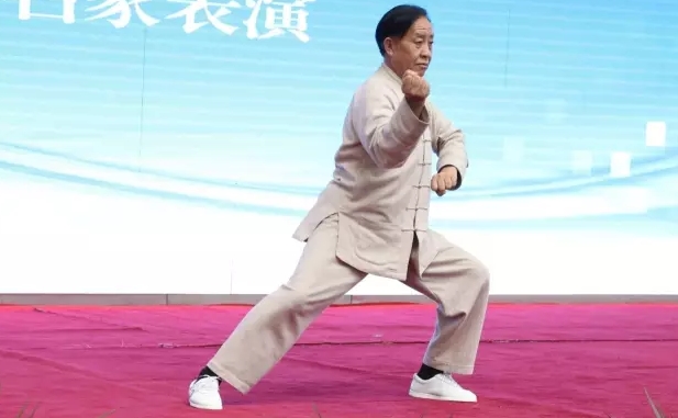 ���������棬ӭ���൱��