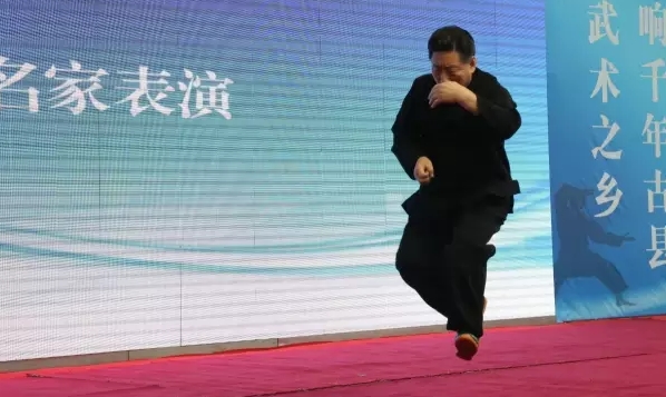 �����ڻ�Ծ������������������ã��������С���
