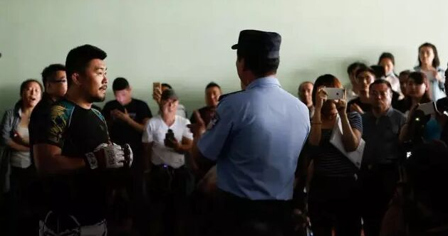 �����ж�