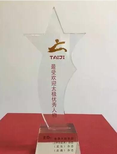 ������1��